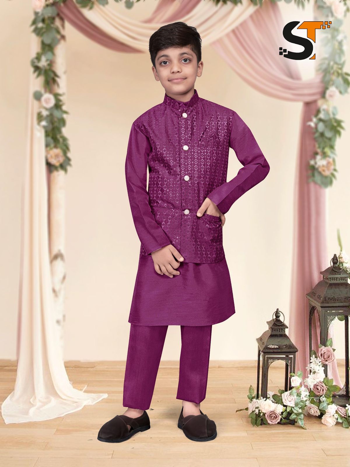 Kurta Pant Koti set